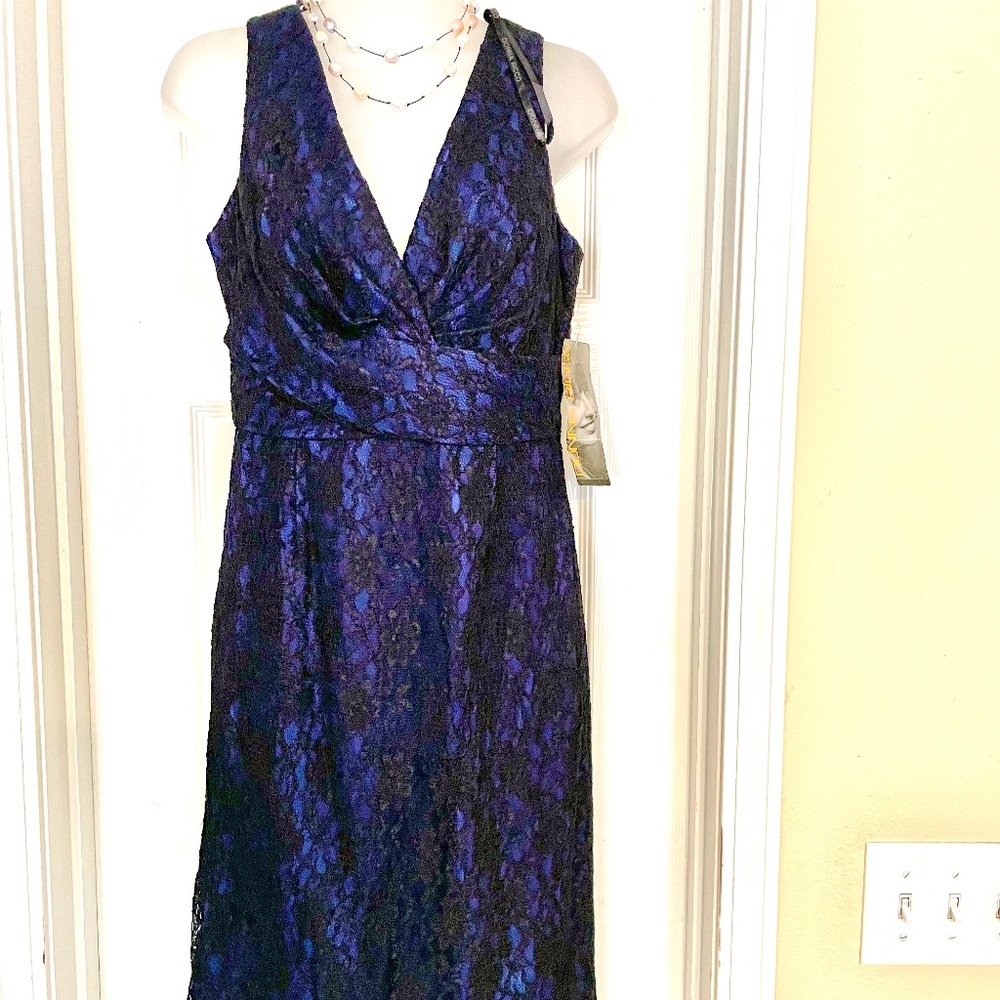 VINTAGE,NWT, Donna Ricco Black on Blue Laced V-Neck Cocktail Dress,Size 8 - Picture 1 of 7